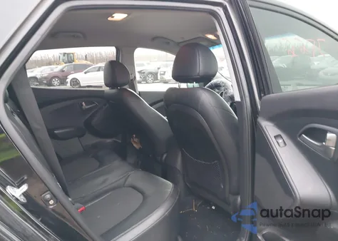 2015 Hyundai Tucson Gls z USA, uszkodzony, nr VIN KM8JTCAF9FU985931